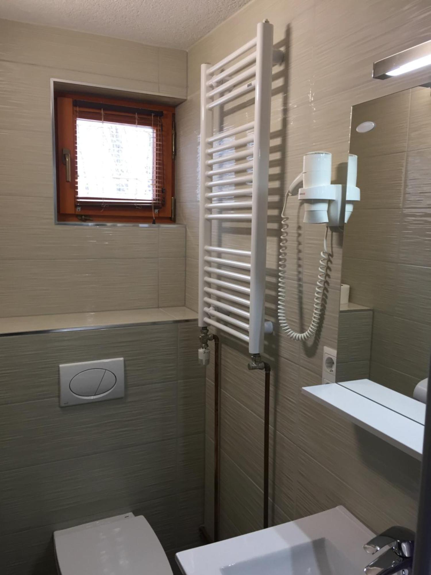 House Samardzic Hotell Jezerce Exteriör bild